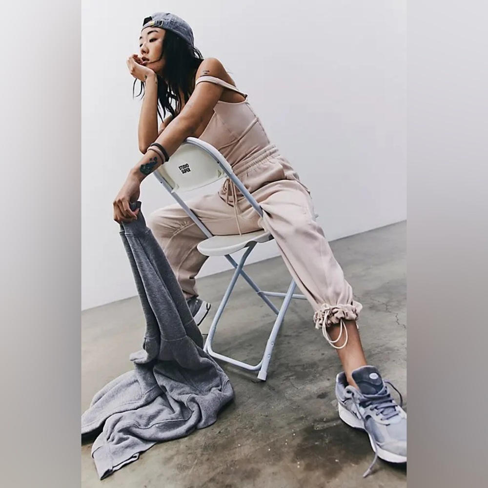 FREE PEOPLE Movement Inbound Onesie - Cashmere
$128 - Picture 4 of 7